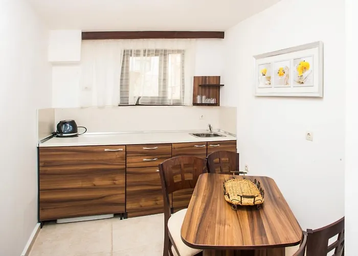 וילה Boriki Complex פמפורובו